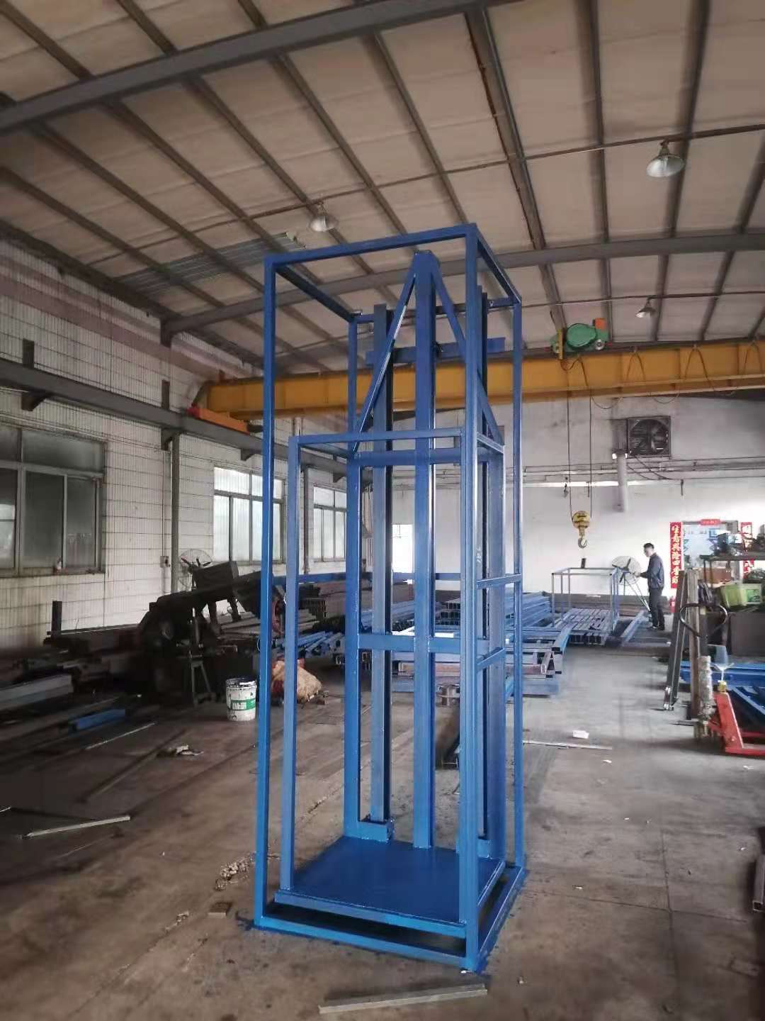 液压升降平台选购时怎样正确选择型号？